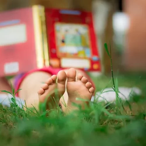 feet